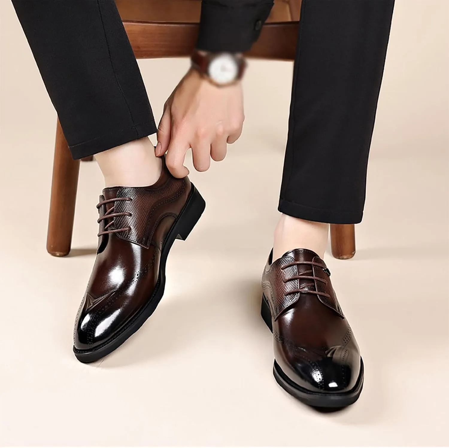 Dress Shoes Lace Up Oxford Classic Plain Toe Modern Leather Shoes for Men，Breathable Hollow Printing Genuine Leather in Classic Oxford