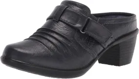 Easy Street Women's Cynthia Mule