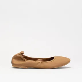 Unreal Women Square Toe Scrunch Pump _ 150836
