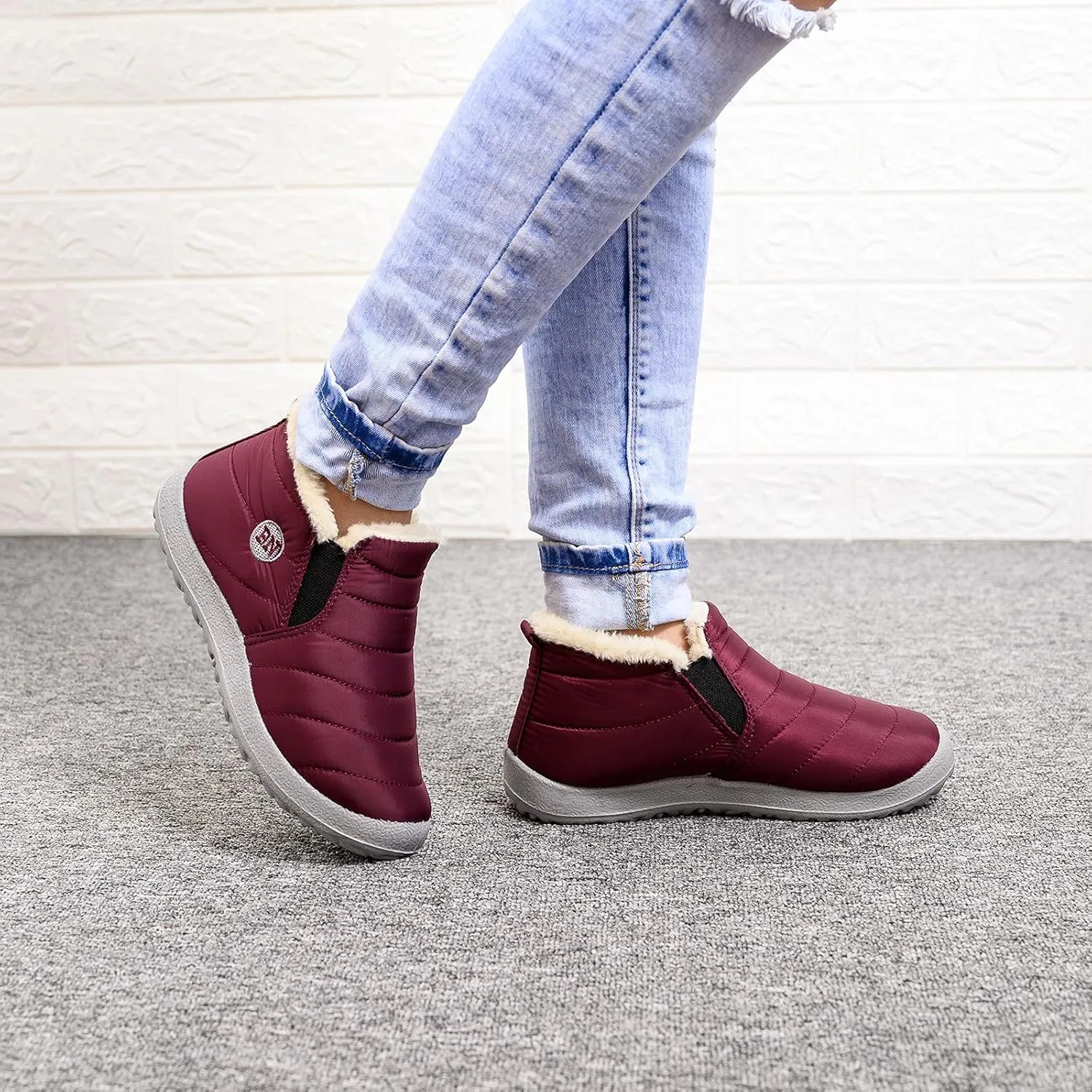 Winter Snow Boots for Women Plush Lined Warm Ankle Booties Outdoor Anti-Slip Waterproof Comfortable Short Boot